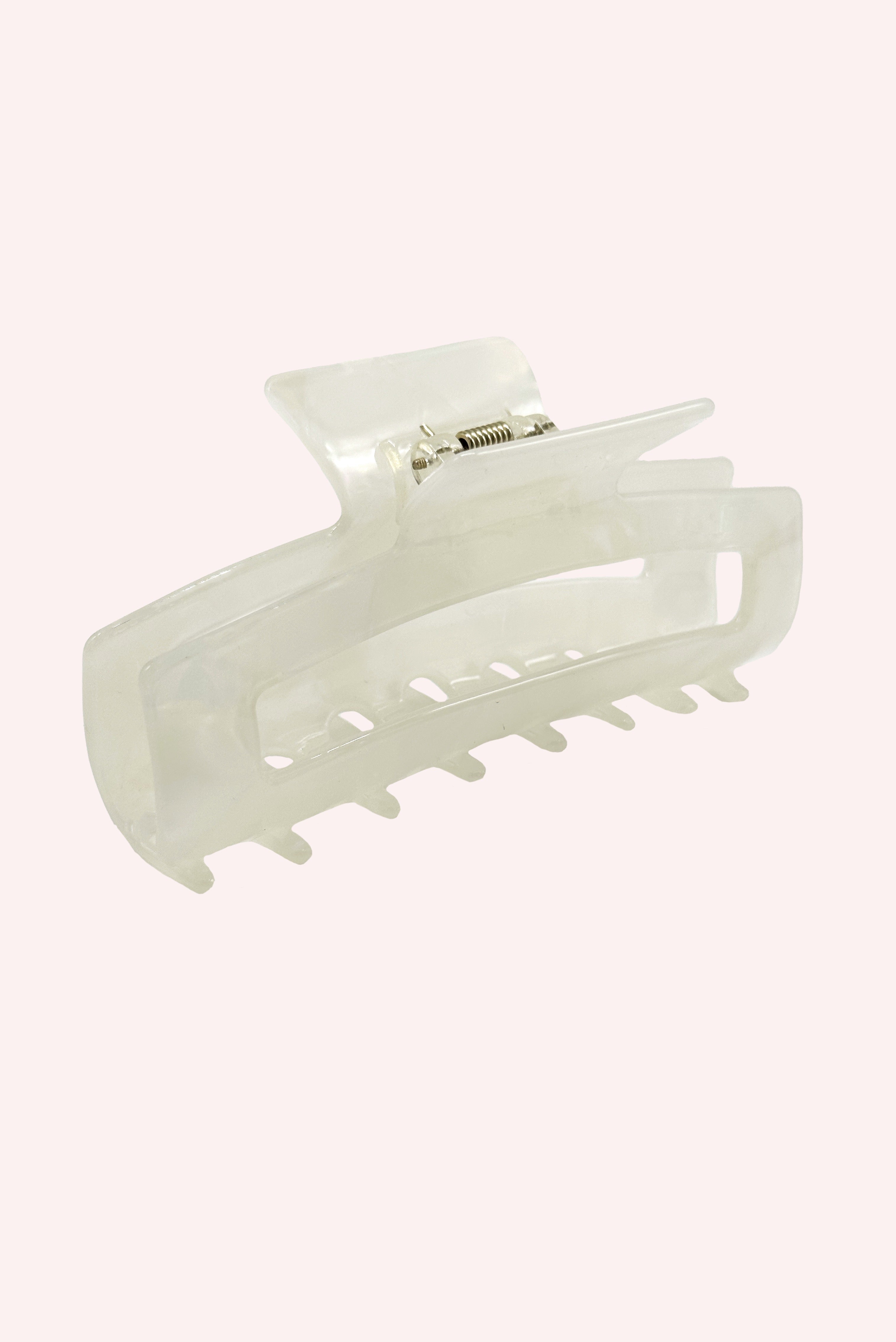Jumbo Peek-a-Boo Clip Ivory