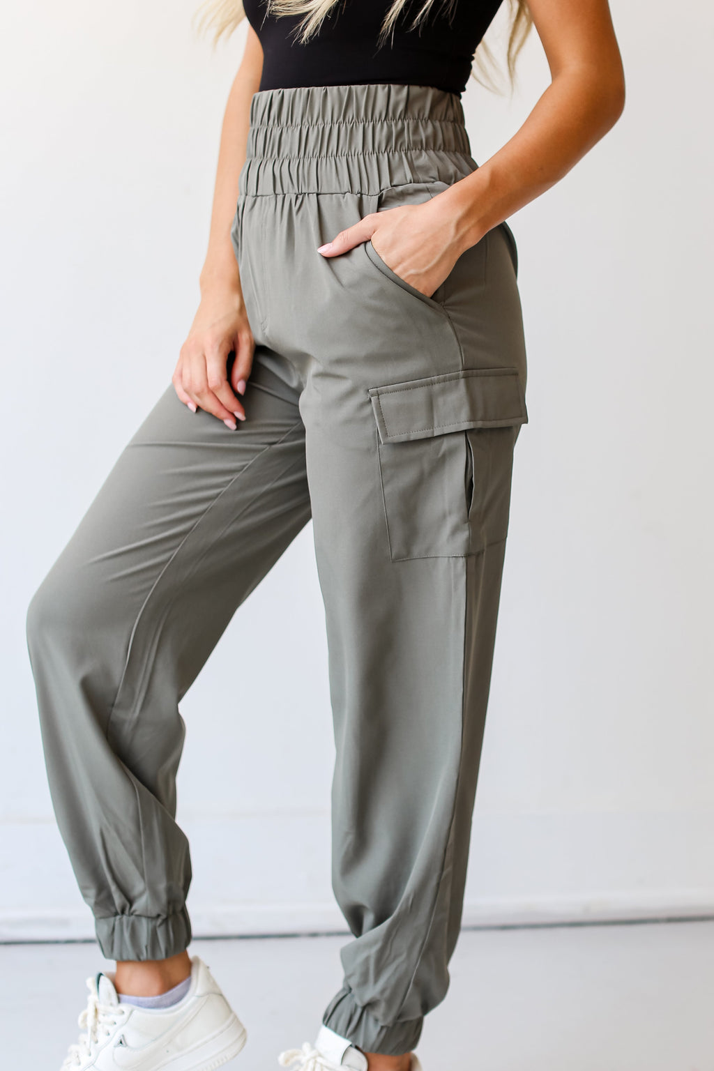 FINAL SALE - Savvy Outlook Cargo Joggers